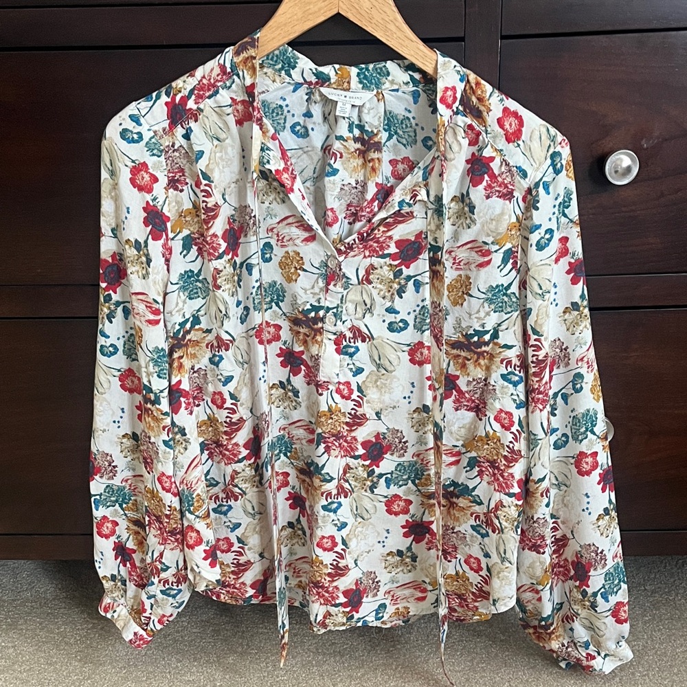 Lucky Brand Floral Print Women's Top, flowy, soft fabric